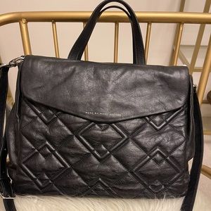 Beautiful New Marc Jacobs Circle in Square Satchel!